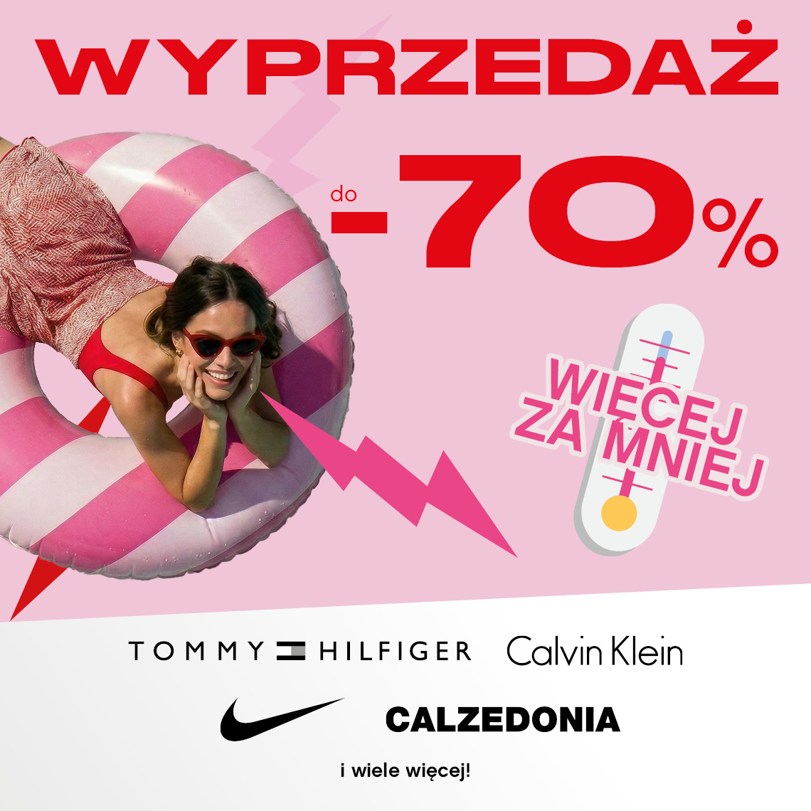dziewczyna w stroju kąpielowym na dmuchanym kole