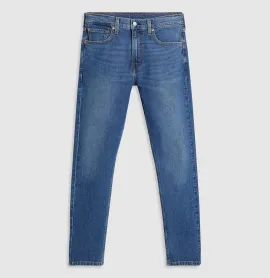 loading="lazy"